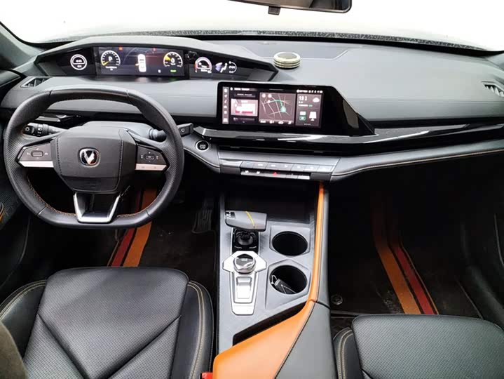 Changan UNI-V Hybrid 2023 2023款 智电iDD 1.5T 113km智趣型（飞快版）