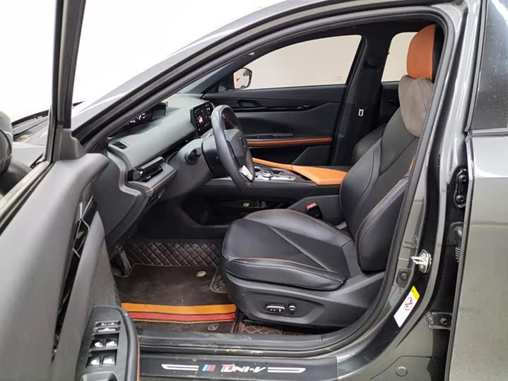 Changan UNI-V Hybrid 2023 2023款 智电iDD 1.5T 113km智趣型（飞快版）