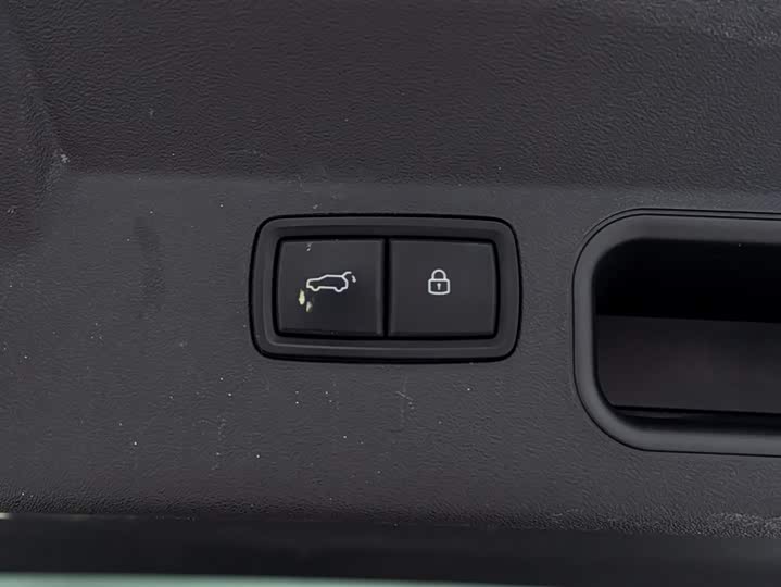 LiXiang One 2021 2021款 增程6座版