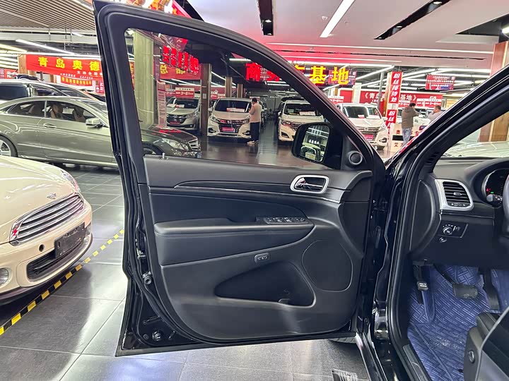 Jeep Grand Cherokee 2020 2020款 3.0L 精英导航版