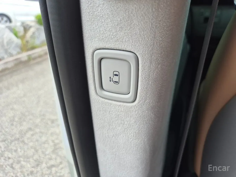 Hyundai Staria 2021 Lounge 9-Seater