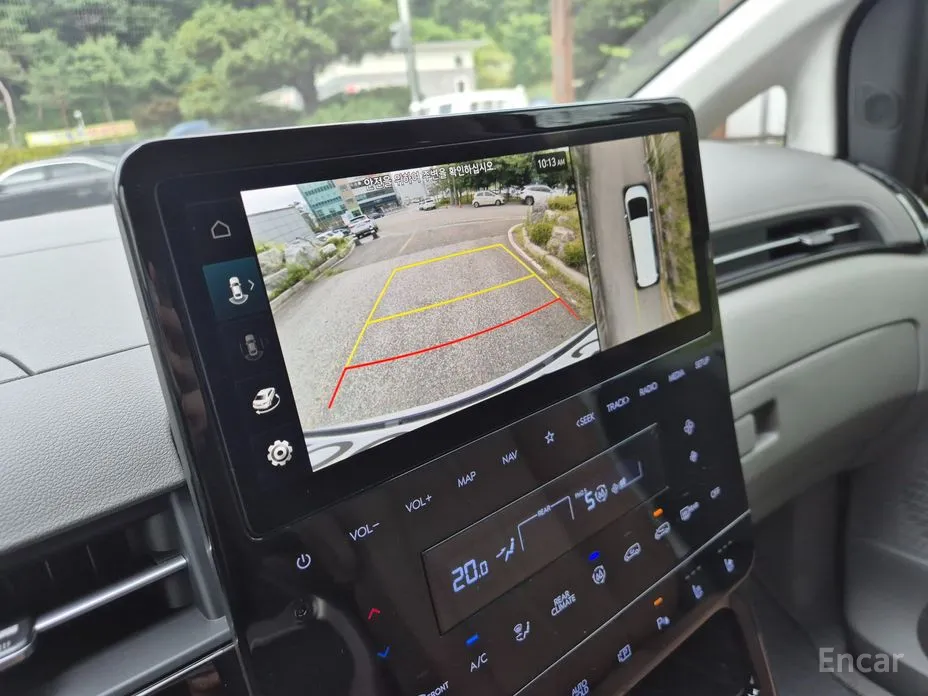 Hyundai Staria 2021 Lounge 9-Seater