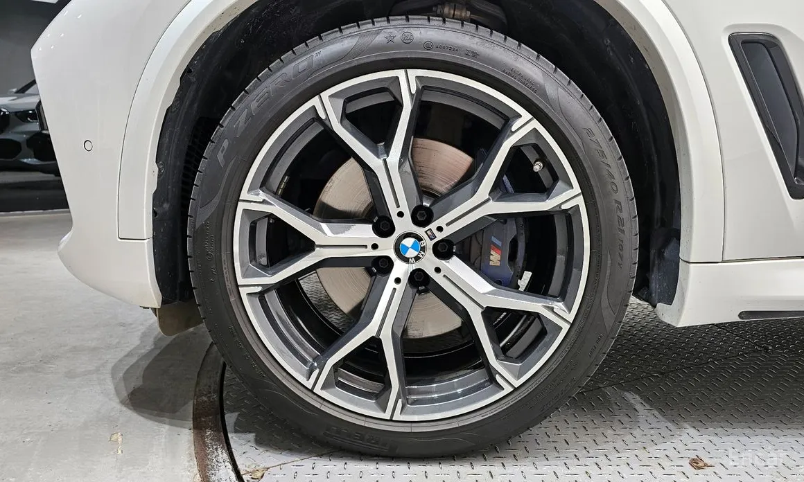 BMW X5 2019 xDrive 30d M Sport