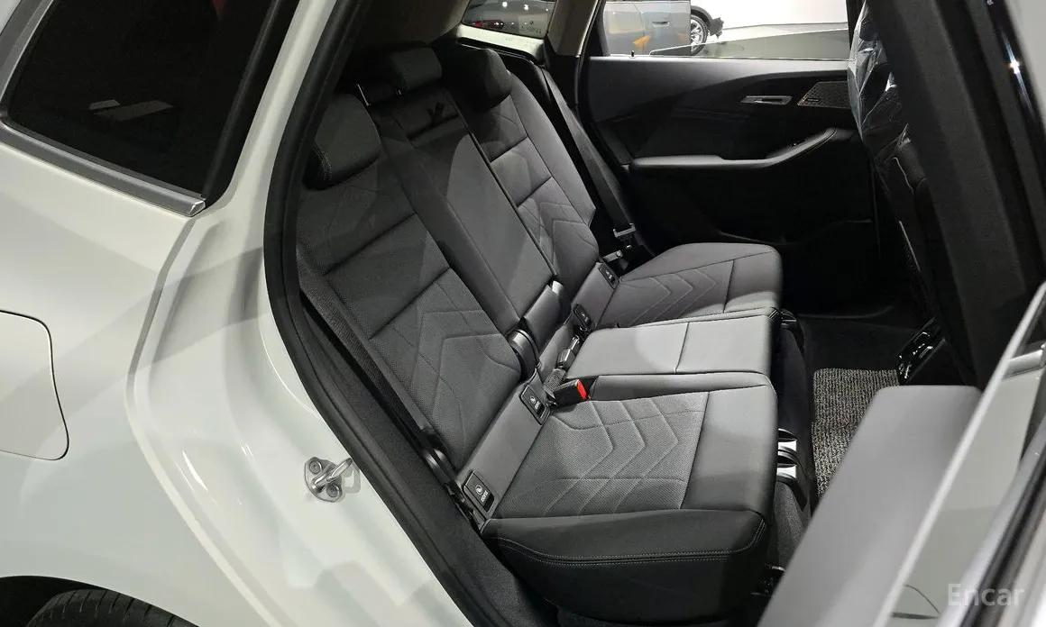 BMW 2 Series 2022 220i Luxury