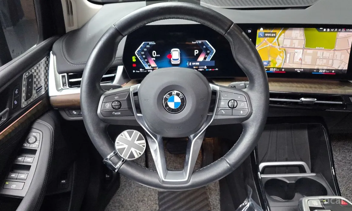 BMW 2 Series 2022 220i Luxury