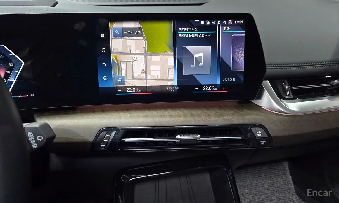 BMW 2 Series 2022 220i Luxury