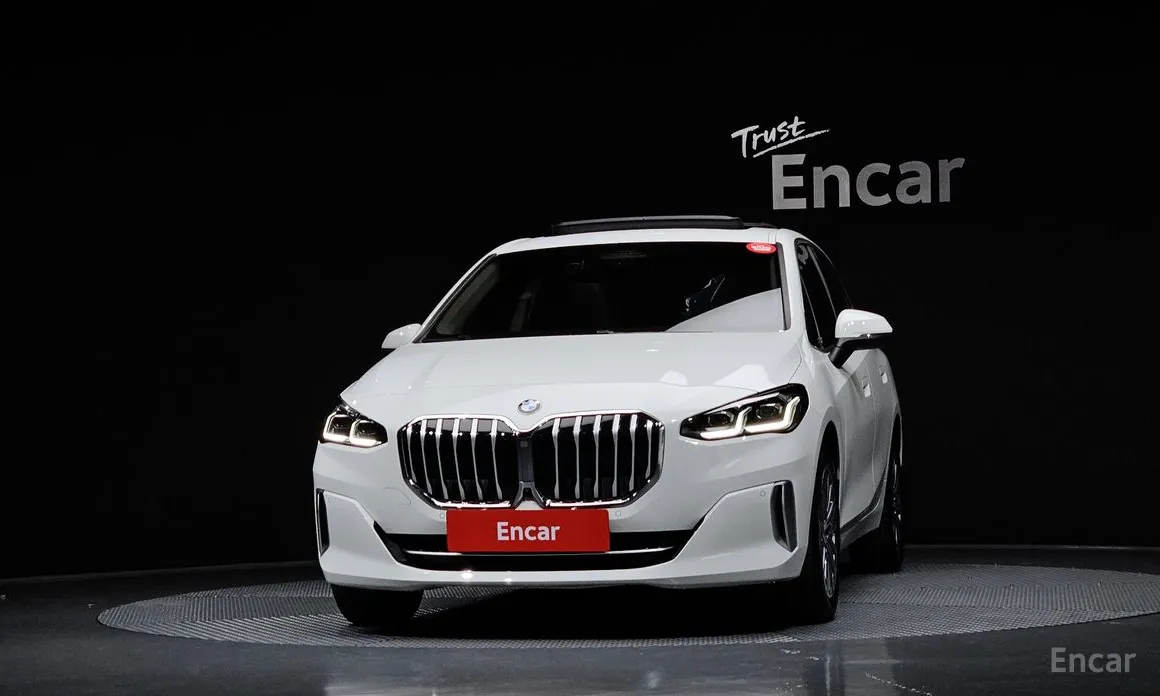 BMW 2 Series 2022 220i Luxury