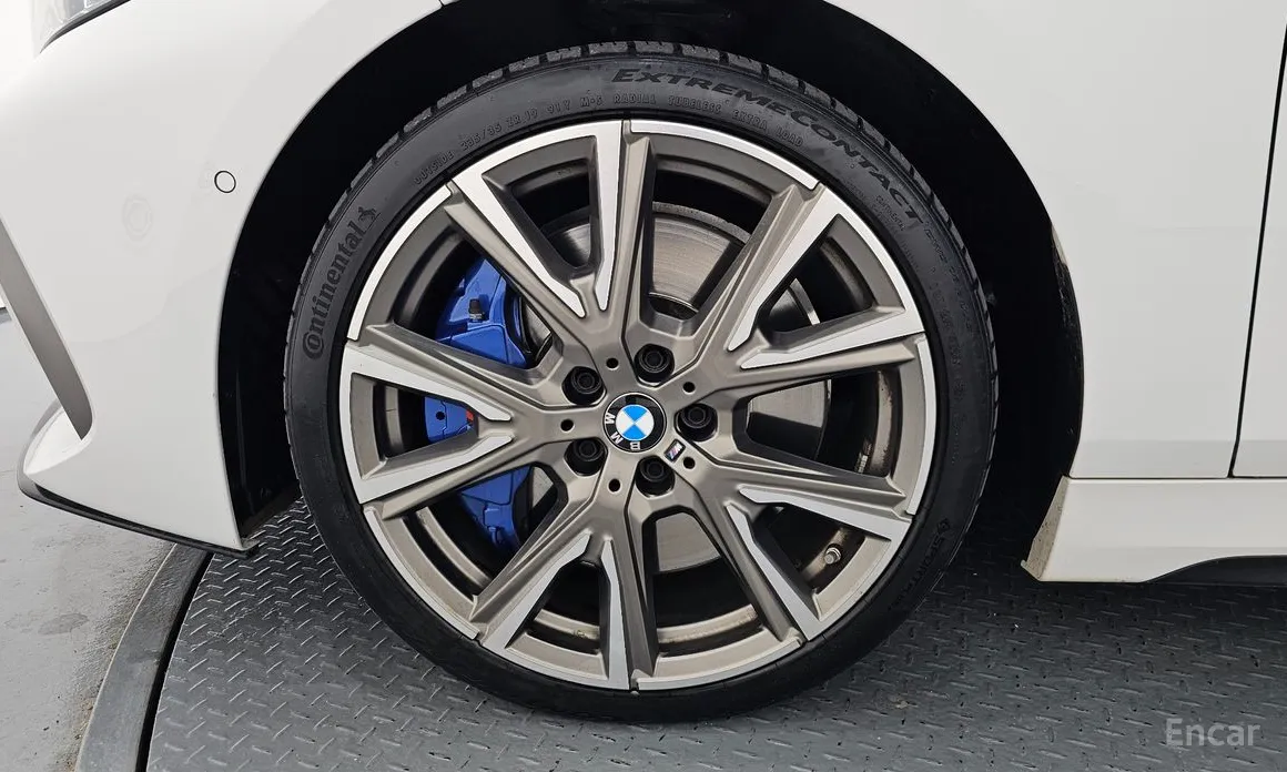 BMW 1 Series 2020 M135i xDrive