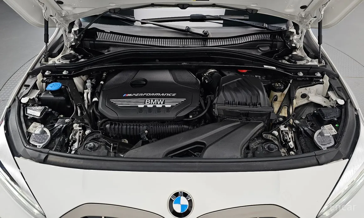 BMW 1 Series 2020 M135i xDrive