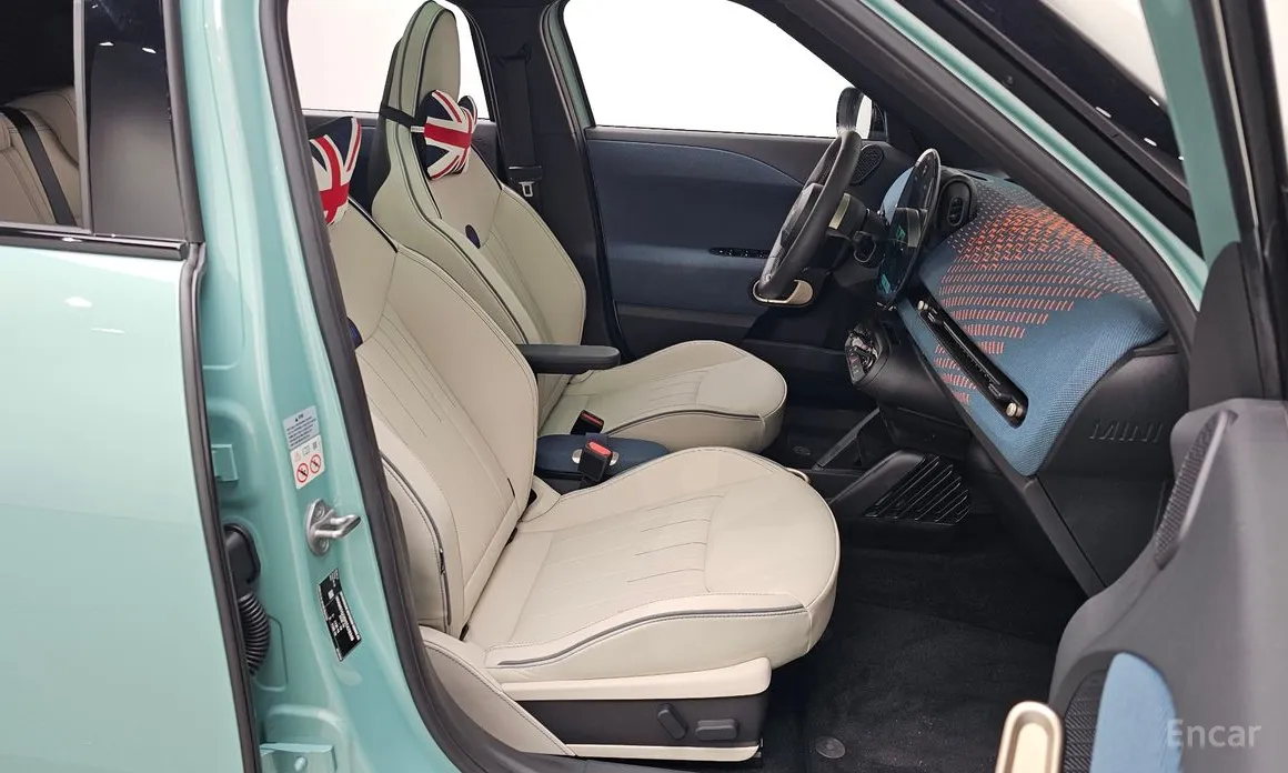 Mini Aceman 2025 SE Favoured