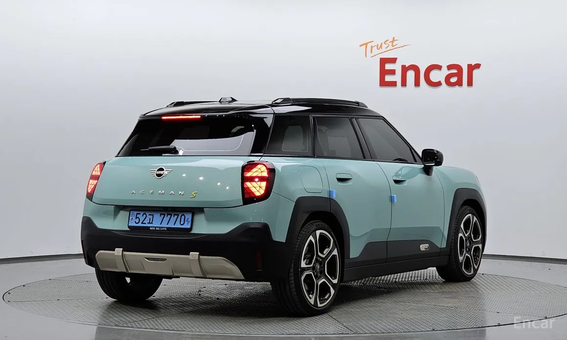 Mini Aceman 2025 SE Favoured