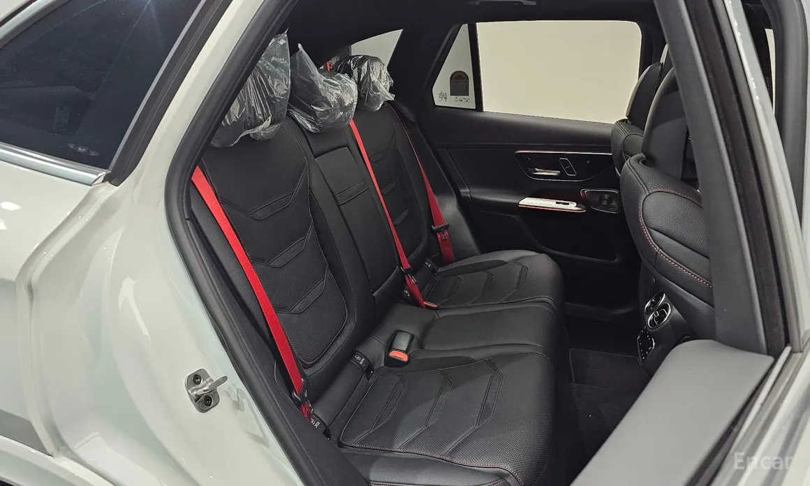 Mercedes-Benz GLC-Class 2023 AMG GLC43 4MATIC