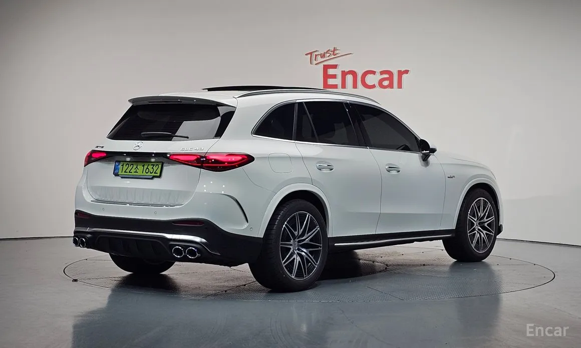 Mercedes-Benz GLC-Class 2023 AMG GLC43 4MATIC