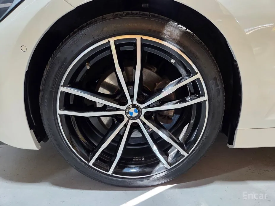 BMW 3 Series 2019 320d M Sport