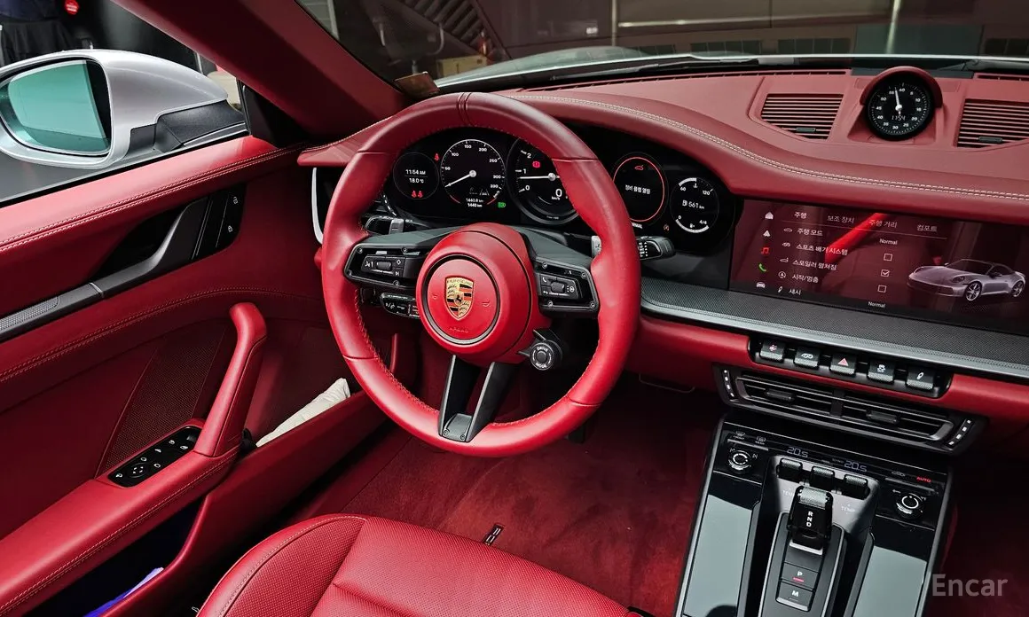 Porsche 911 2019 Carrera 4S Cabriolet