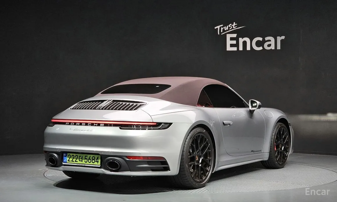 Porsche 911 2019 Carrera 4S Cabriolet