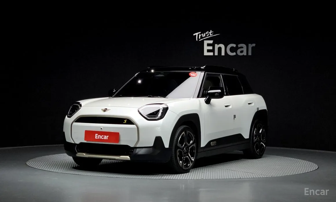Mini Aceman 2025 SE Favoured