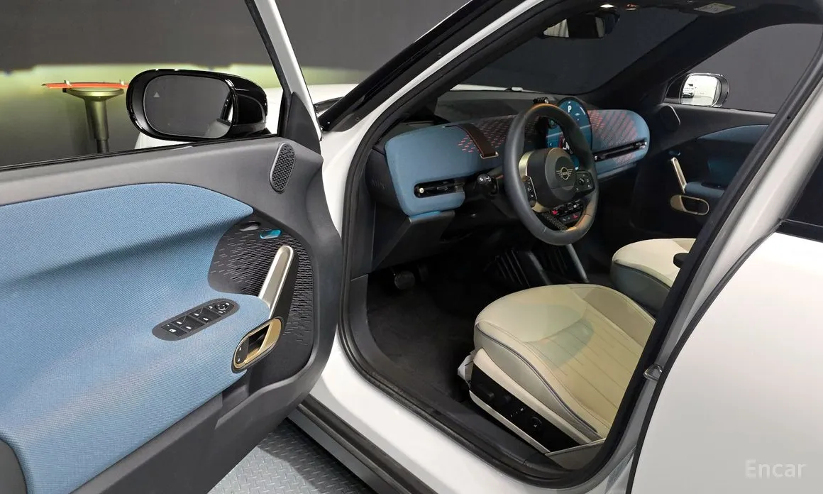 Mini Aceman 2025 SE Favoured