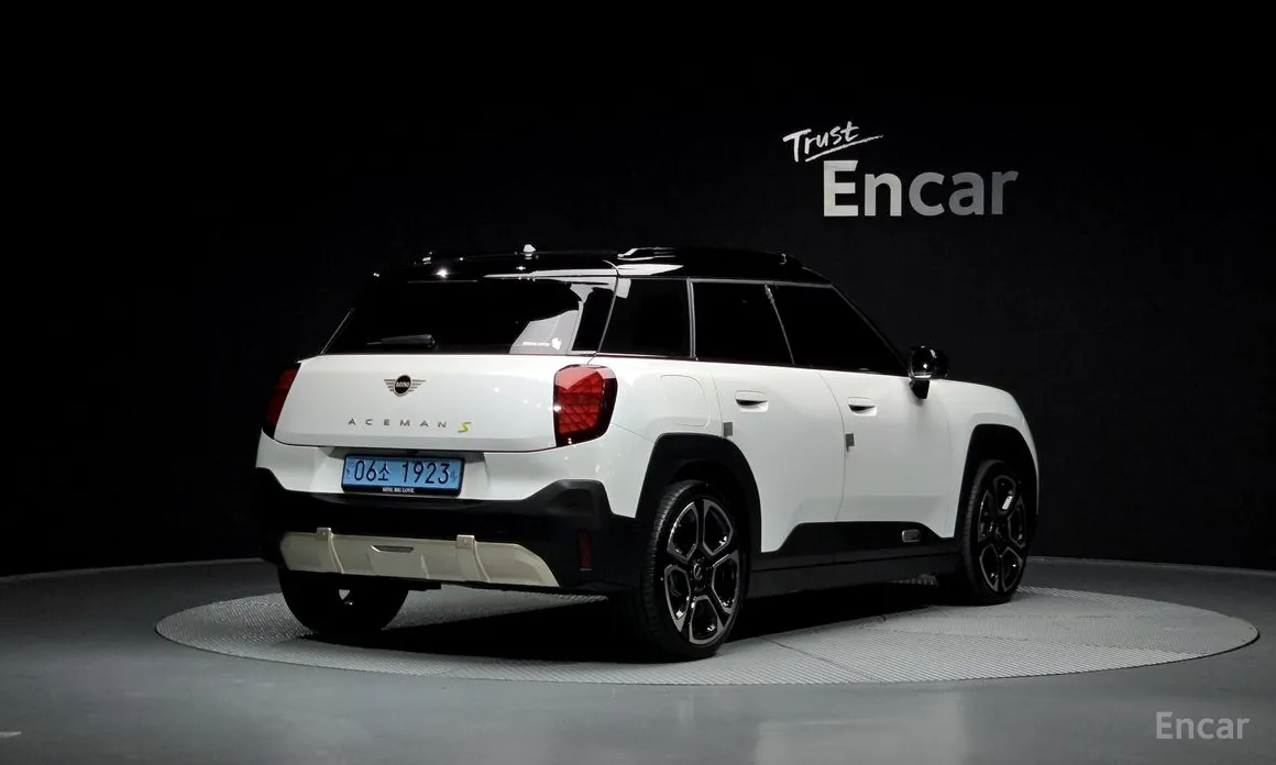 Mini Aceman 2025 SE Favoured