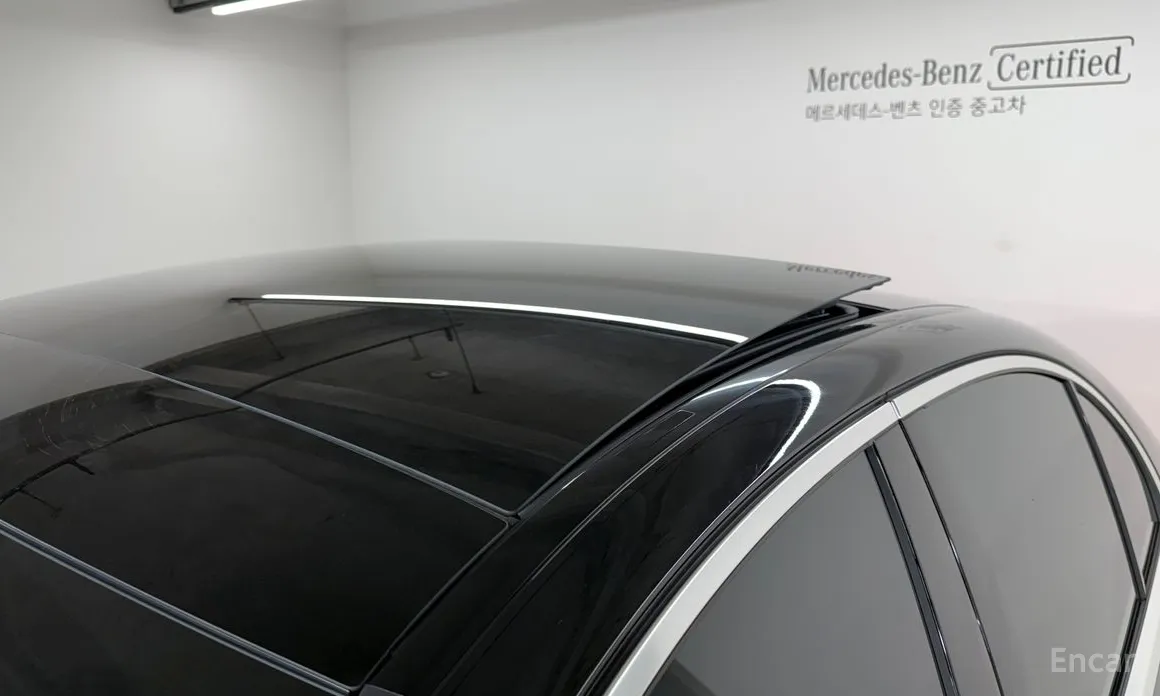 Mercedes-Benz E-Class 2024 E300 4MATIC Exclusive