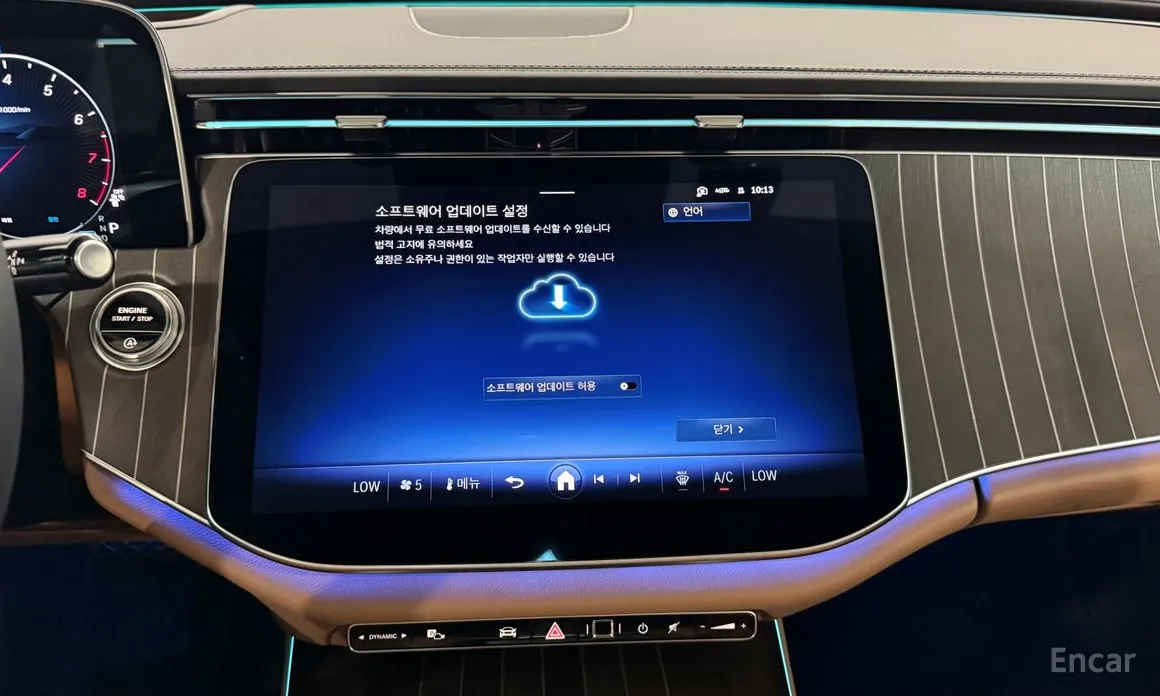 Mercedes-Benz E-Class 2024 E300 4MATIC Exclusive