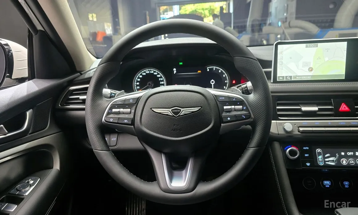 Genesis G70 2020 Gasoline 2.5T 2WD