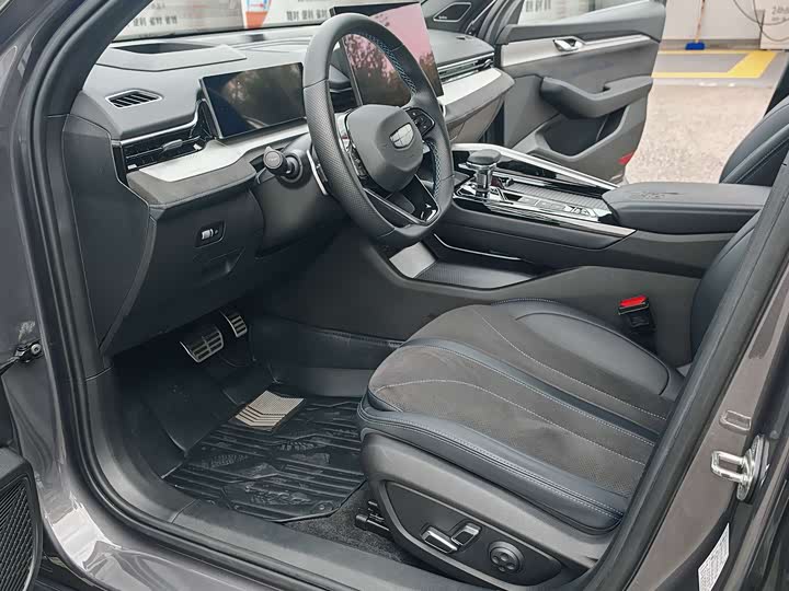 Geely Preface 2025 2025款 东方曜 2.0TD 望月版