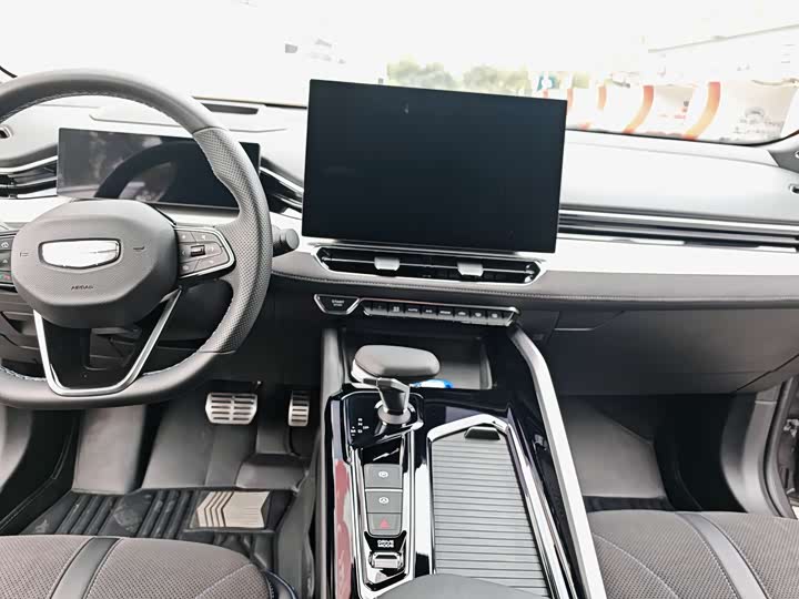 Geely Preface 2025 2025款 东方曜 2.0TD 望月版