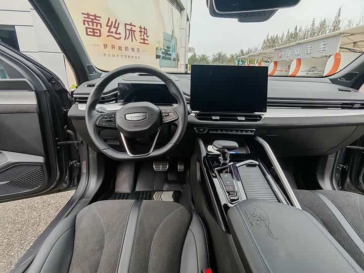 Geely Preface 2025 2025款 东方曜 2.0TD 望月版