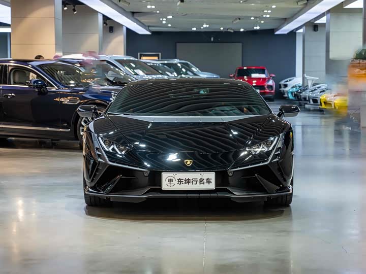 2023 Lamborghini Huracán