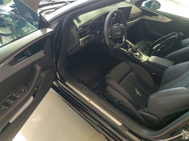 Audi A5 2024 2024款 Cabriolet 40 TFSI 时尚动感型