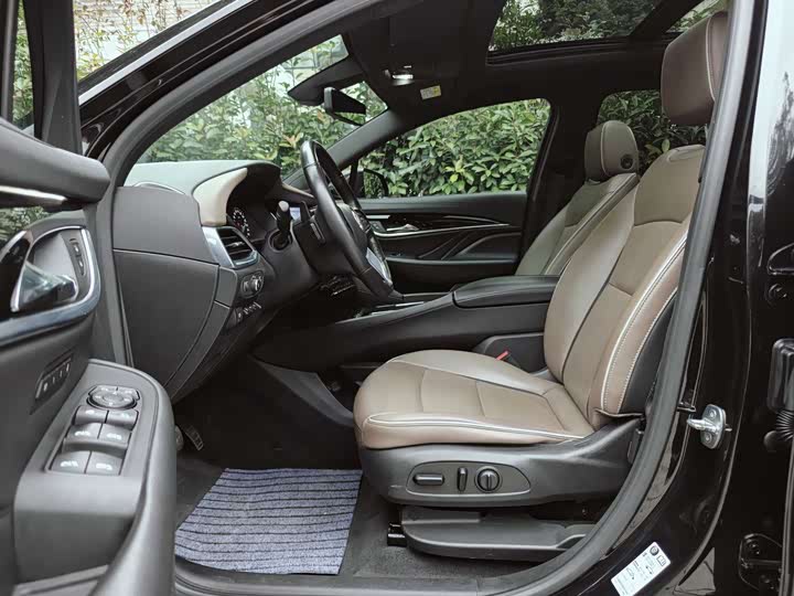 Buick Enclave 2022 2022款 652T 四驱尊享旗舰型 7座