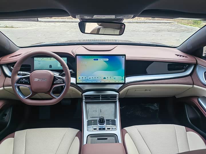 BYD Seal 07 DM-i Hybrid 2025 2025款 DM-i 1.5L 125km 豪华型