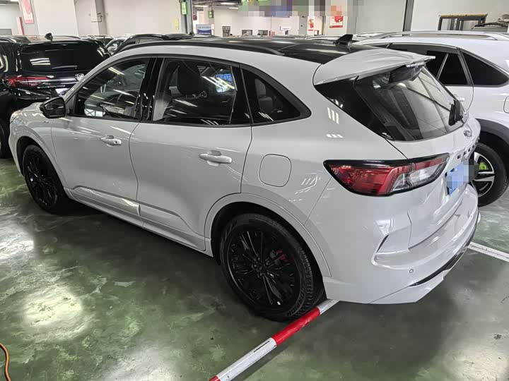 Ford Escape 2024 2024款 EcoBoost 245 四驱纵享款ST-Line Pro