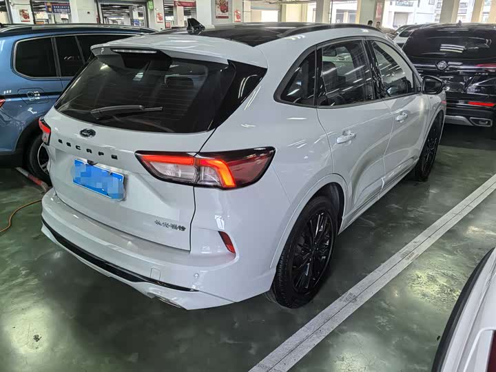 Ford Escape 2024 2024款 EcoBoost 245 四驱纵享款ST-Line Pro