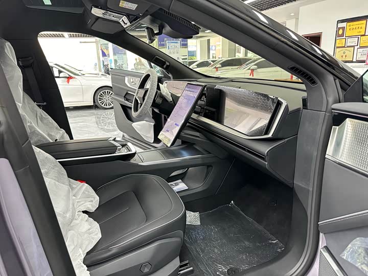 HiPhi Y 2023 2023款 560km 先锋版