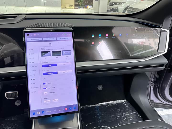 HiPhi Y 2023 2023款 560km 先锋版