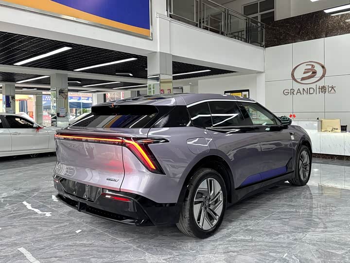 HiPhi Y 2023 2023款 560km 先锋版