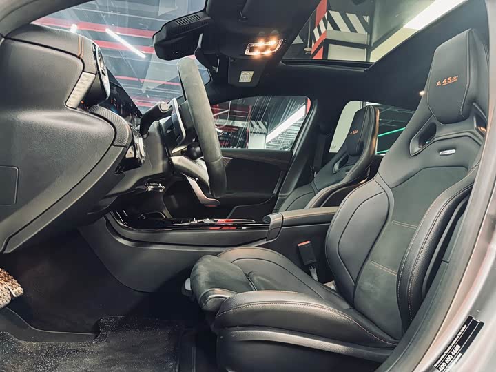 Mercedes-Benz A-Class AMG 2024 2024款 AMG A 45 S 4MATIC+燃擎当道特别版