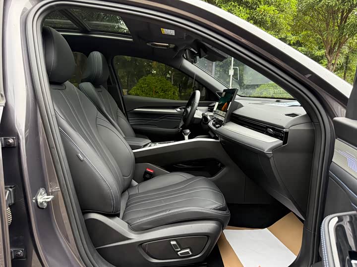 Geely Preface 2025 2025款 东方曜 1.5TD 昆仑版