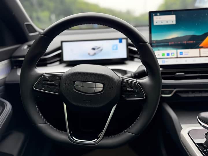 Geely Preface 2025 2025款 东方曜 1.5TD 昆仑版