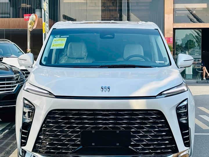 Buick GL8 Hybrid 2024 2024款 陆尊 奢享版 6座