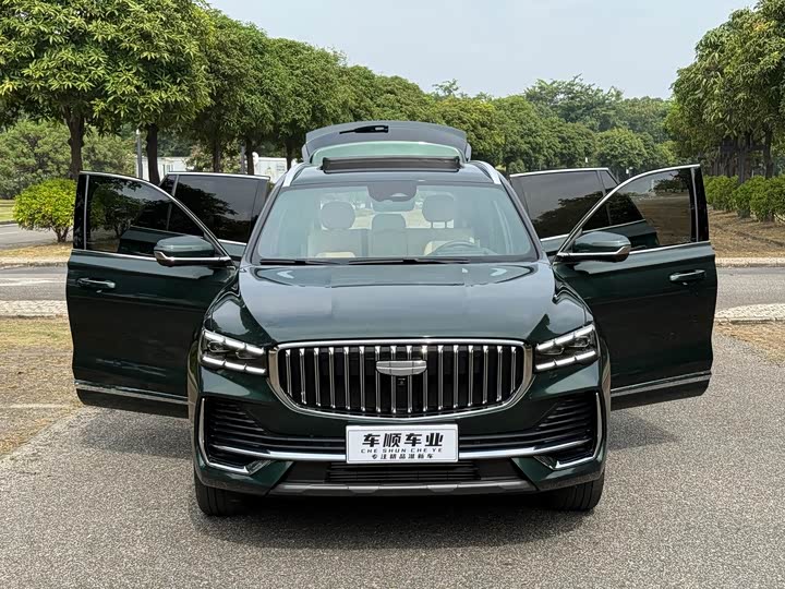 Geely Monjaro 2025 2025款 东方曜 2.0TD 自动四驱望月版