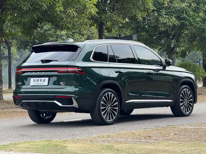 Geely Monjaro 2025 2025款 东方曜 2.0TD 自动四驱望月版