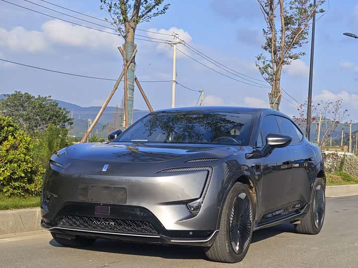 Avatr 11 2023 2023款 鸿蒙 90度 四驱版