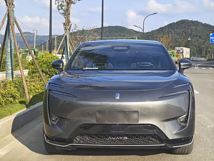 Avatr 11 2023 2023款 鸿蒙 90度 四驱版