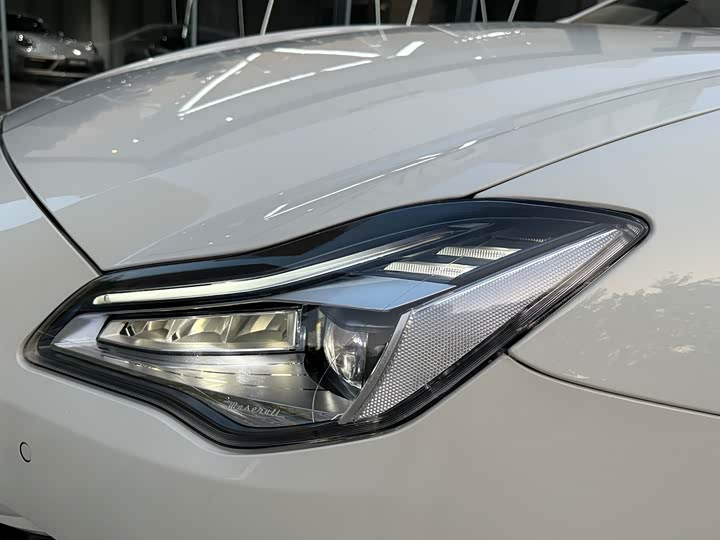 Maserati Quattroporte 2021 2021款 3.0T 标准版