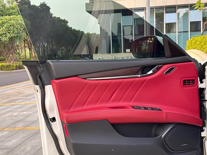 Maserati Quattroporte 2021 2021款 3.0T 标准版