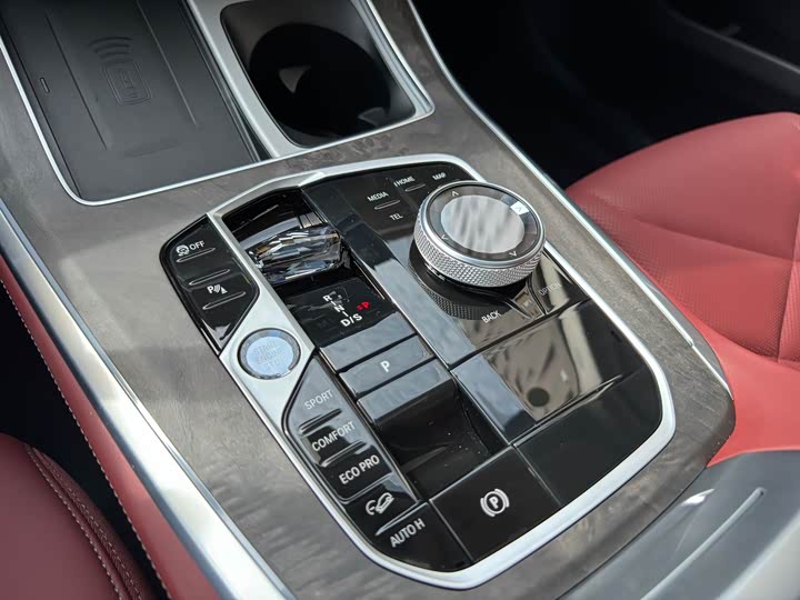 BMW X5 2023 2023款 xDrive 30Li 尊享型M运动曜夜套装