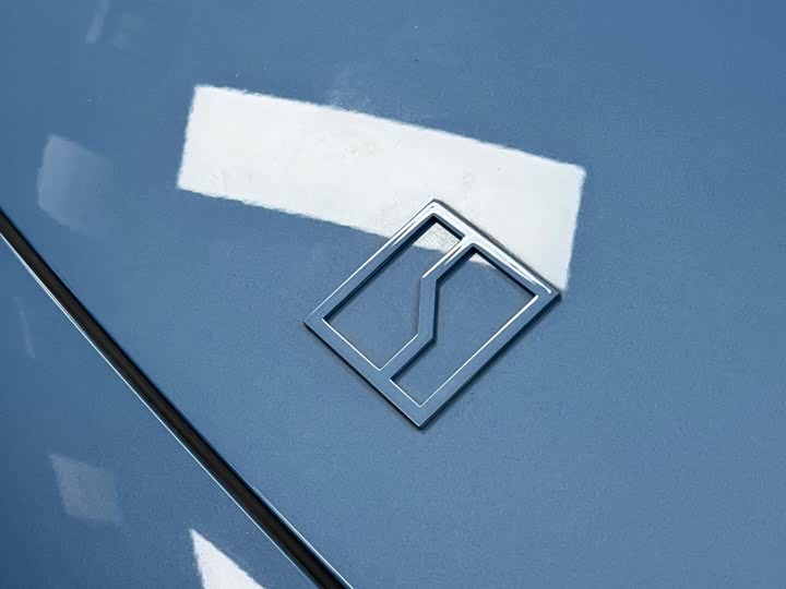 Zeekr 001 2025 2025款 WE版 100kWh 后驱